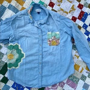 🎈sold🎈 Women’s Large Vintage Quilt Patch Chambray
